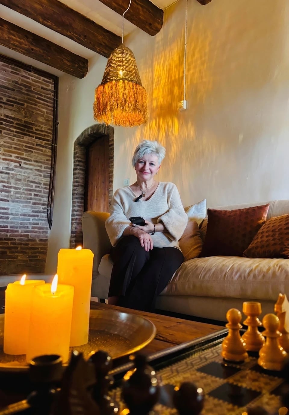 El fundador y equipo de SpainAura en Barcelona